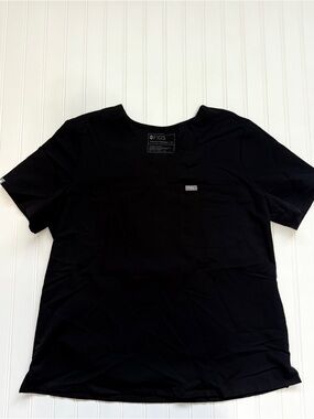 FIGS Woman’s V-neck Black Short-Sleeve Scrub One Pocket Shirt